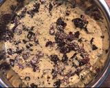 Foto langkah ke 5 dari resep Choco Berry Scones.