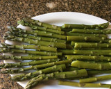 Foto del paso 3 de la receta: Espárragos a la parmigiana (fácil, rápido y liviano)