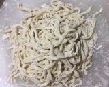 Foto langkah ke 5 dari resep Mie Homemade ala Devina Hermawan (tanpa alat & eggless).