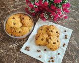 Foto langkah ke 7 dari resep Resep goodtime kw / choco chips cookies.