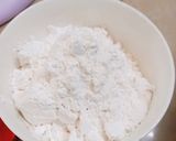 Hình bước làm 1 của món Bánh mì mè đen Hàn Quốc