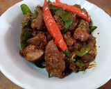 รูปขั้นตอนการทำที่ 4 ของ ผัดเผ็ดเครื่องในไก่