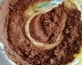 Pas rețetă Prăjitură cu 2 blaturi, cremă cu mascarpone, strat de gem cu nucă și glazură de ciocolată albă 5 fotografie