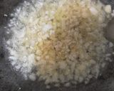 Foto langkah ke 2 dari resep Tumis Brokoli Bawang Putih.