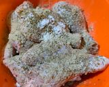 Foto langkah ke 2 dari resep Buttermilk Fried Chicken.