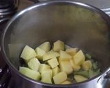 Foto del paso 1 de la receta: Puré sedoso de brécol para acompañamiento de carnes