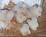 Foto del paso 2 de la receta: Tartar de gambón y pincho de gamba langostinera