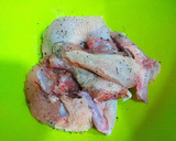 Foto del paso 2 de la receta: Perdiz estofada con zanahorias y alcachofas en salsa de azafrán
