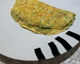 Foto del paso 6 de la receta Tortilla de calabacín, cebolla y parmesano