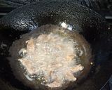 A picture of step 2 of Beef Dry Chilli With Fried Rice.