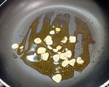 Foto del paso 2 de la receta: Magro de pavo al curry con pimientos