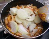 รูปขั้นตอนการทำที่ 4 ของ กุ้งกับหมึกผัดไข่เค็ม(ไข่ดองเองข้ามคืน)