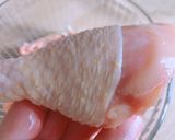 Hình bước làm 1 của món Đùi Gà Rút Xương Rim Ngũ Vị