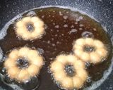Foto langkah ke 4 dari resep Mochi Donut (Pon de Ring).