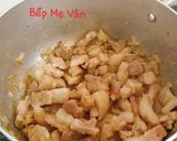 Hình bước làm 5 của món Thịt kho mắm ruốc sả ớt
