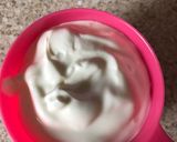 A picture of step 1 of Orange yogurt pudding.