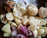 Foto langkah ke 3 dari resep Oseng pepaya muda bumbu mie.