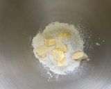 Une image de l'étape 2 de Pâte brisée vanille, érable et crème.