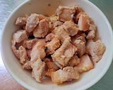 Hình bước làm 2 của món Thịt kho củ cải