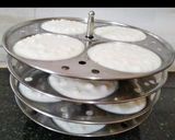 A picture of step 2 of Sabudana rava idli.