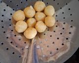 Foto langkah ke 4 dari resep Bola-bola Kentang Keju.