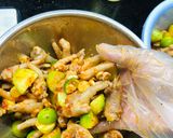 Hình bước làm 2 của món Chân gà xả tắc
