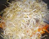 Foto langkah ke 6 dari resep Tumis tauge cerah ceria.
