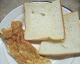 A picture of step 4 of Cheese omelette.