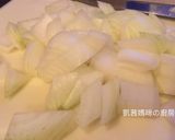 A picture of step 3 of Mu Shu Stir-Fried Fresh Vegetables.
