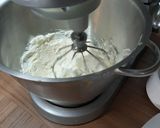 Une image de l'étape 4 de Carott cake (gâteau à la carotte et cream cheese).