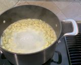 A picture of step 3 of Lemon Butter Chicken Pasta.