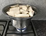 A picture of step 5 of Steamed Rice Farre.