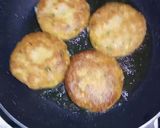 A picture of step 5 of Crispy Aloo Tikki ❤🤤.