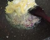 Foto langkah ke 5 dari resep Mie Goreng Bakso.