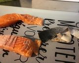 Une image de l'étape 1 de Trio de poissons marinés à la plancha.
