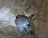 Foto langkah ke 4 dari resep Kue Putu Ayu.