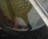 A picture of step 4 of Palak Puri.