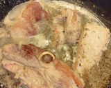 Foto del paso 2 de la receta: Bife grueso de cerdo (jamón) con salsa/puré de apio
