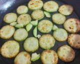 Foto del paso 1 de la receta: Rolls fríos de zucchini con relleno de atún