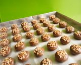 Foto langkah ke 2 dari resep Cookies Cokelat Kacang.