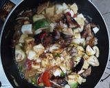 Foto langkah ke 5 dari resep Tumis Tahu Terong.