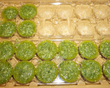 Foto del paso 3 de la receta: Pesto con ajo frito y semillas de sésamo tostadas