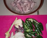 Foto langkah ke 1 dari resep Tumis cumi Asin.