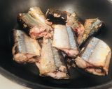 Hình bước làm 1 của món Cá thu đao kho tại Tokyo