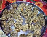 अरबी के पतोडे (Arbi ke patode recipe in hindi) रेसिपी चरण 4 फोटो