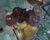 Foto langkah ke 4 dari resep Smoothie pisang anggur madu.