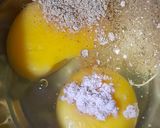 A picture of step 5 of Mediterranean Egg Pizza.