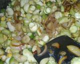 A picture of step 3 of Turai chana dal ki Sabji.