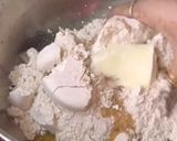 A picture of step 1 of Kathiyawadi mix flour bhakhri.