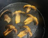 Une image de l'étape 4 de Velouté de champignons de Paris 🍄🟫.